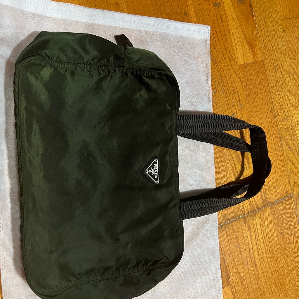 Prada (Authentic)